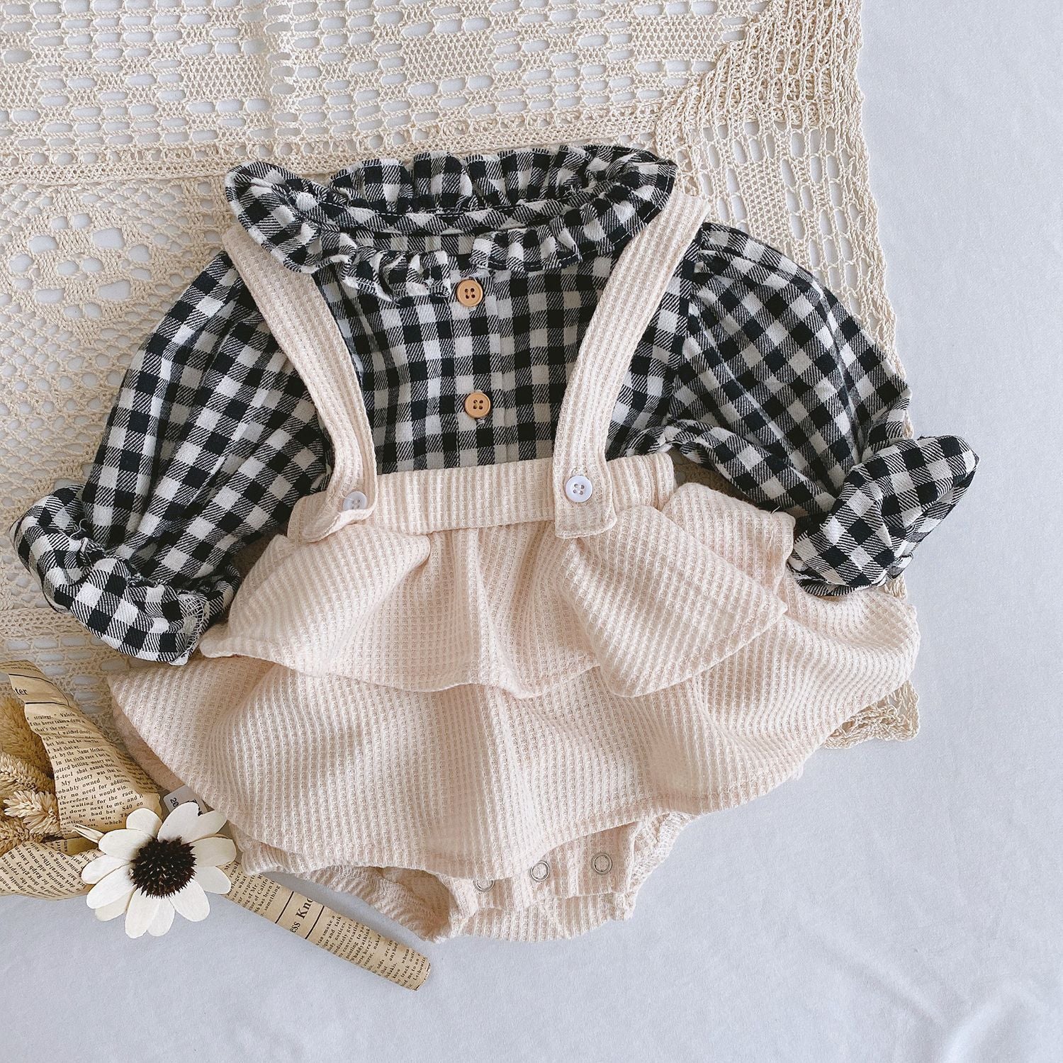 Soft and breathable, skin friendly for baby daily wear or outdoor wear. Great gift for your little one.
Occasion---Adorable baby gifts suitable for indoor, outdoor, baby photo, birthday gift, baby shower gifts, new year, Christmas, coming home outfit, and party or any occasion.